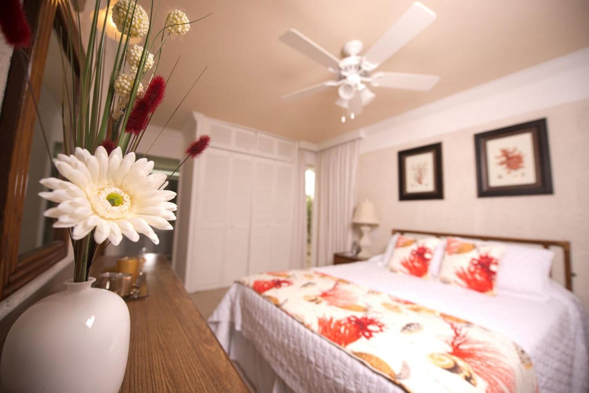 Apartamento Bora Bora By Blue Sky Luxury Paynes Bay Habitación foto